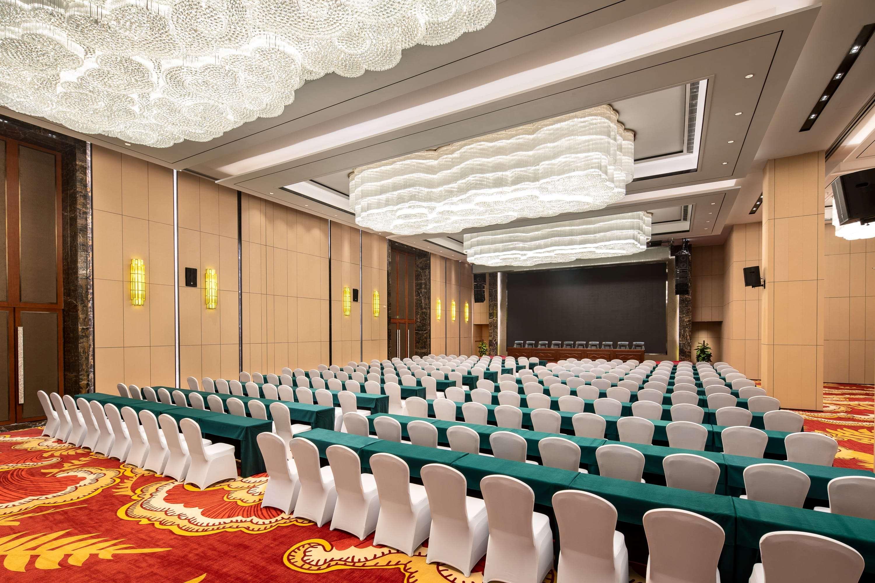 รามาดา วินด์แฮม เจิ้งโจว ซินเจิ้ง Hotel Xinzheng  ภายนอก รูปภาพ